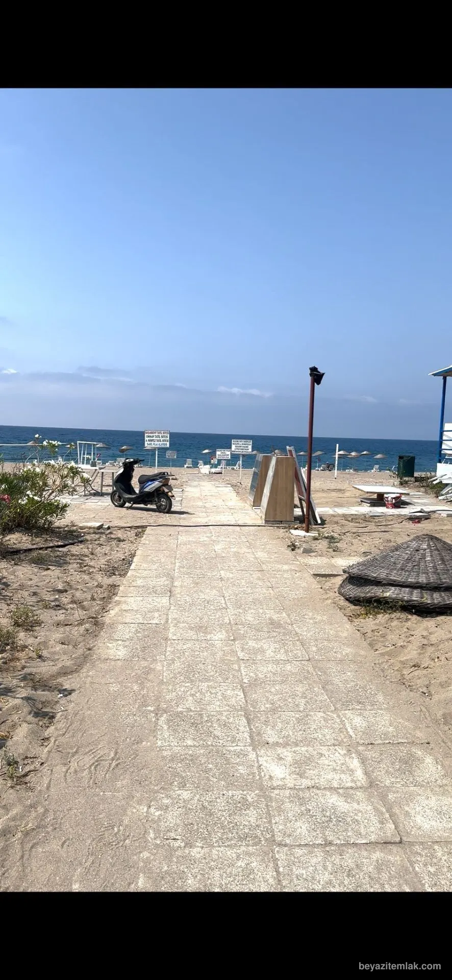 Denize Sıfır Havuzlu Bahçeli 3+1 Yazlık - Başakkent Tatil Sitesin de 
